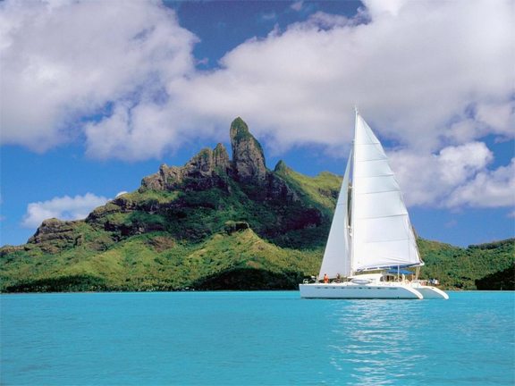 Cruising Tahiti